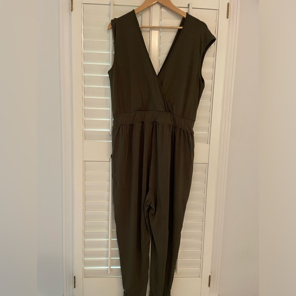 Army green jumpsuit, tapered leg 3x